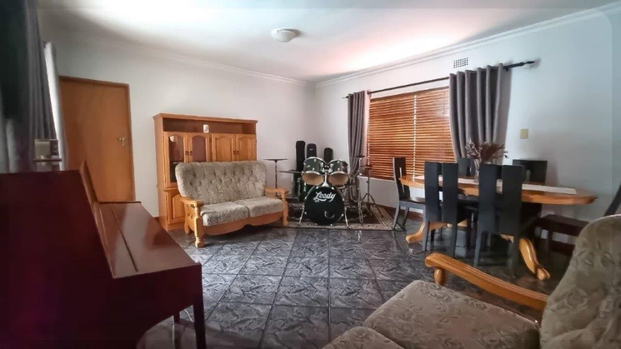 3 Bedroom Property for Sale in Belhar Western Cape